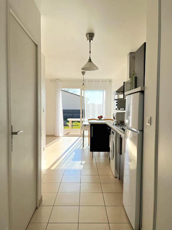 Logement Thermale Et De Tourisme Les Acacias 2 Jonzac Exterior photo