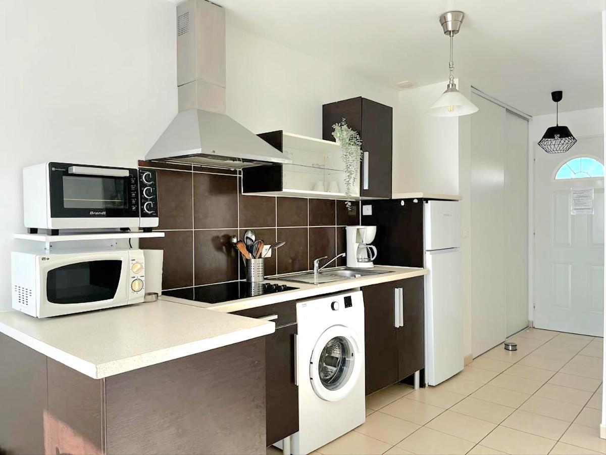 Logement Thermale Et De Tourisme Les Acacias 2 Jonzac Exterior photo